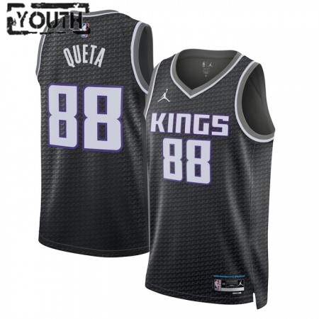 Dres Sacramento Kings Neemias Queta 88 Jordan 2022-23 Statement Edition Crno Swingman - Dječji